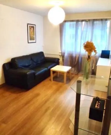 Apartment Privatwohnung Residence, 15 Minuten Bern. *